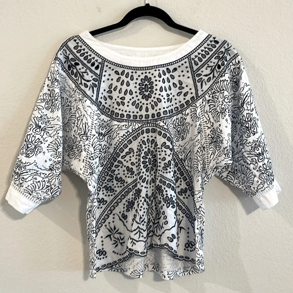 Maeve Anthropologie Women’s Tunic Top Small White Blue Eyelet Paisley Floral